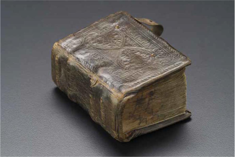 Miniature New Testament, Armenia, or Armenian diaspora, early 18th century, leather binding, paper with ink, colours and gold leaf.