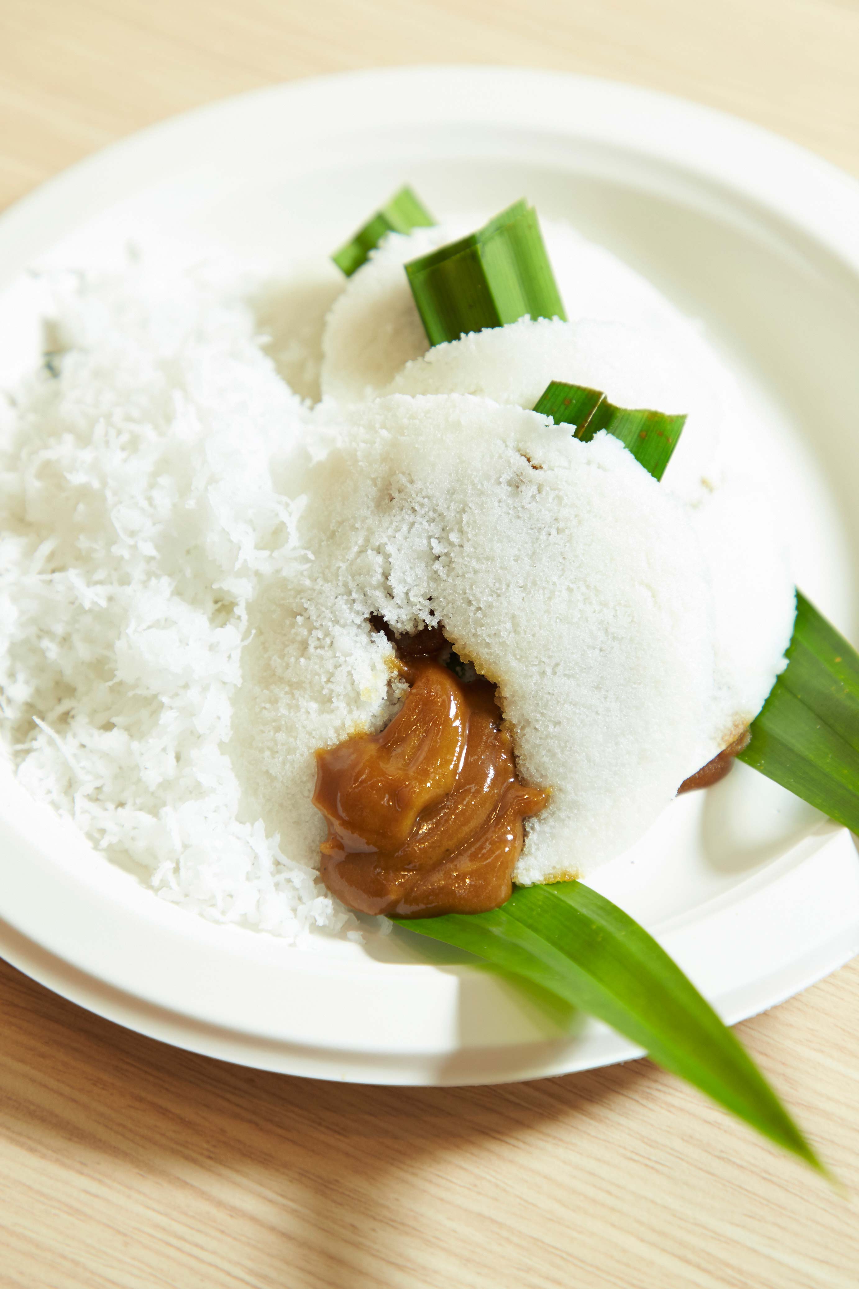 Gula Melaka Putu Piring (Original), 2018 (Source: 8 Days)