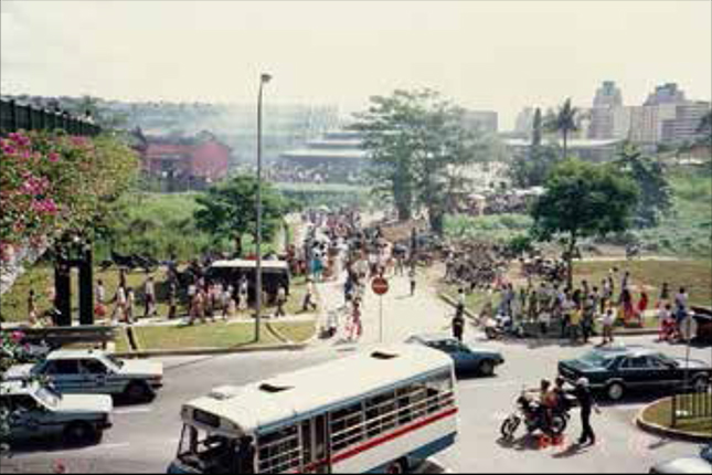 crowd outside Kwong Wai Siew Peck San Theng