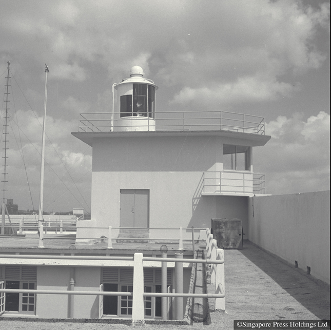 The Fullerton Lighthouse 1958 Courtesy of Singapore Press Holdings