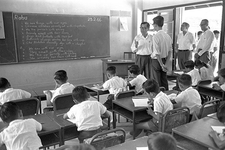 Minister for Education, Ong Pang Boon, accompanied by Minister of State for Education, Rahim Ishak, visiting a primary school in February 1966, to enable him to observe and better understand how schools were run