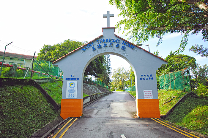 Established in 1935 by the Little Sisters of the Poor, St Theresa’s Home runs on a human-centred care philosophy that includes therapy sessions with horses and breakfast outings to hawker centres. 