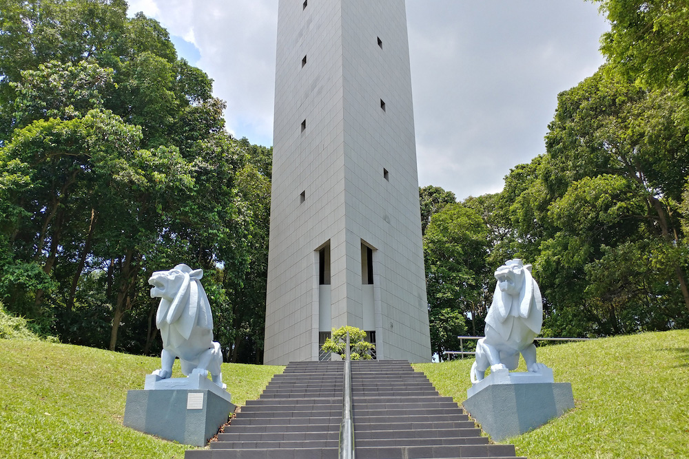 From 1956 to 1966, the Merdeka Lions stood at the base of tall stone monuments of blue mosaic found on both ends of the Merdeka Bridge. The lions were later removed to make way for the widening of the bridge and the adjoining Nicoll Highway.