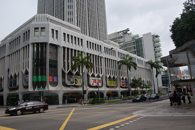 Peninsula Plaza - 111 North Bridge Road, Singapore 179098
