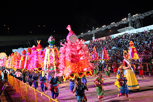 Chingay Parade 2011: “The Indian community presented their biggest contingent with 60 impressive Flower Towers (Poo Kavadi) in this performance titled “Thiruvizha Melam.” Image credits: People's Association