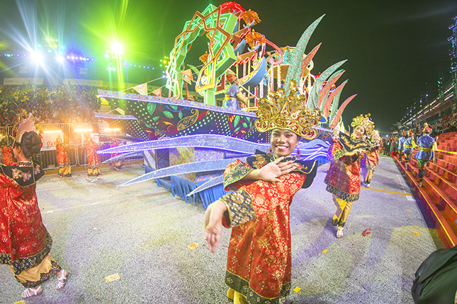 Chingay Parade 2019: “Pacu Gemilang! (Glorious Boat Race) showcased the strong spirit of teamwork and unity within the Malay community through this performance inspired by the traditional boat race.” Image credits: People's Association