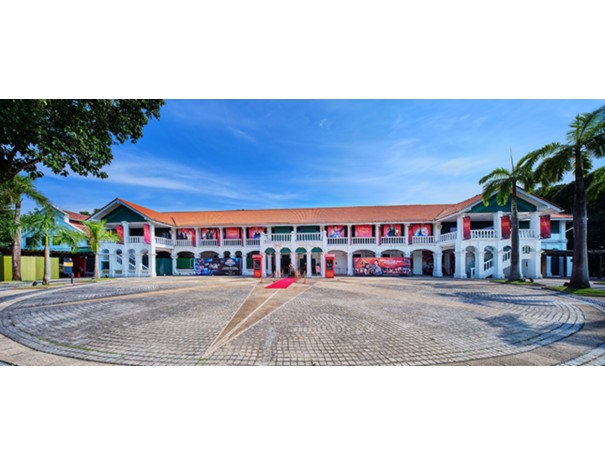 This building was established as the military hospital for British and Indian troops serving on Pulau Blakang Mati (the former name of Sentosa). Completed by the 1890s, the building was accorded conservation status by the Urban Redevelopment Authority in 2004.