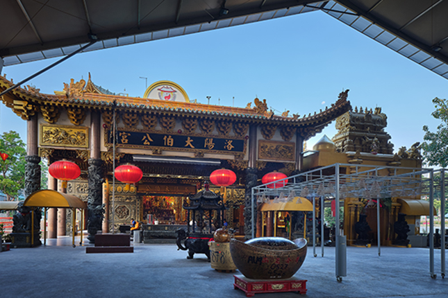 Loyang Tua Pek Kong Temple 2