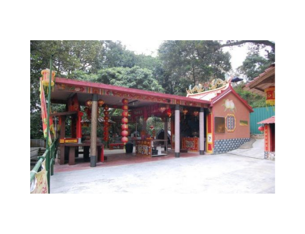 The main Tua Pek Kong temple on Pulau Ubin is located on a granite hill near Pekan Quarry.