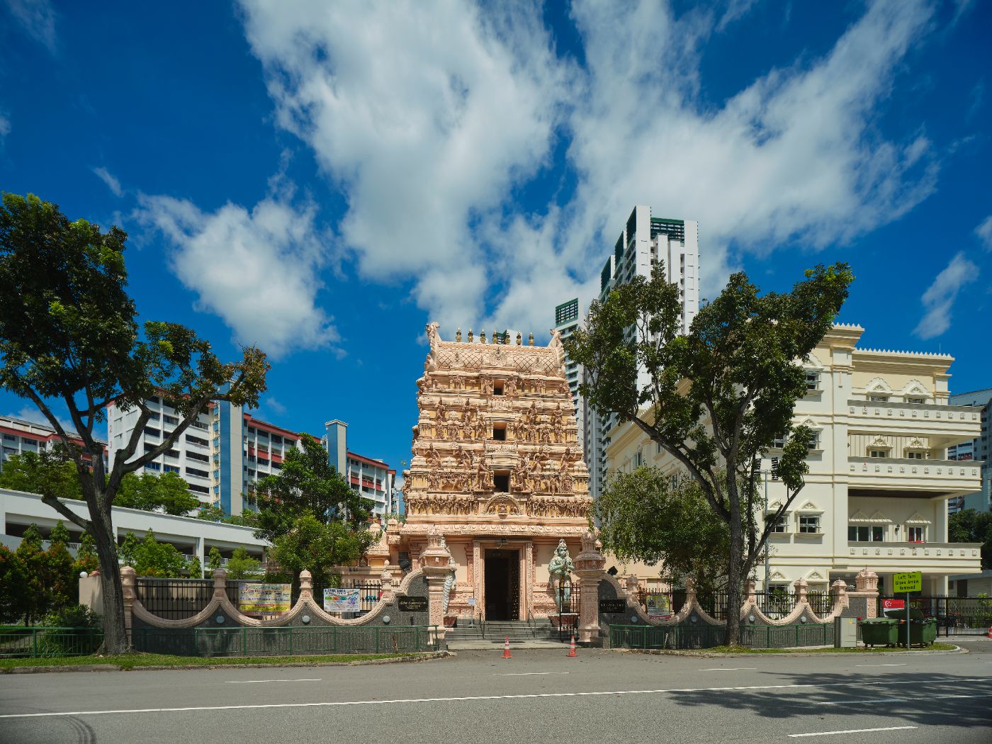 Completed in 1996, Sri Siva-Krishna Temple was originally established in Sembawang in 1962. It is the only temple in Singapore dedicated to Lord Siva-Krishna, a unique deity that is a combination of Lord Siva and Lord Krishna. 