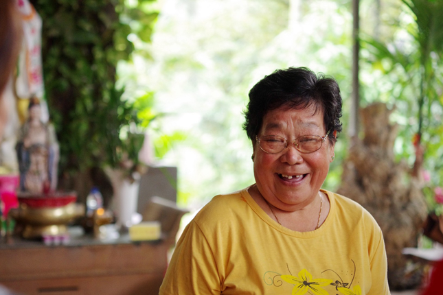 Mdm Ong Siew Fong_Custodian of Wei Tuo Temple Pulau Ubin