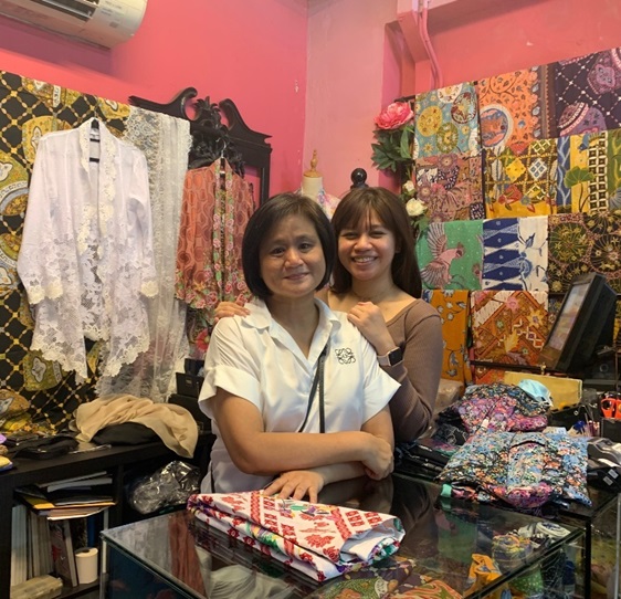 Mdm Ratianah and daughter Putri at their boutique in Kampong Gelam, 2022.