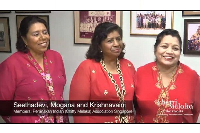 Members of the Peranakan Indian Association dressed in kebaya.