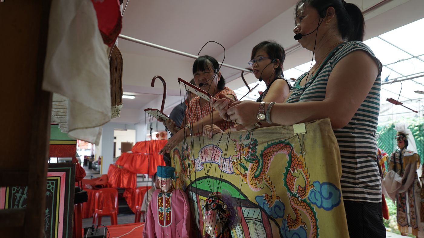 A Henghua string puppet performance in 2015 by Sin Hoe Ping
