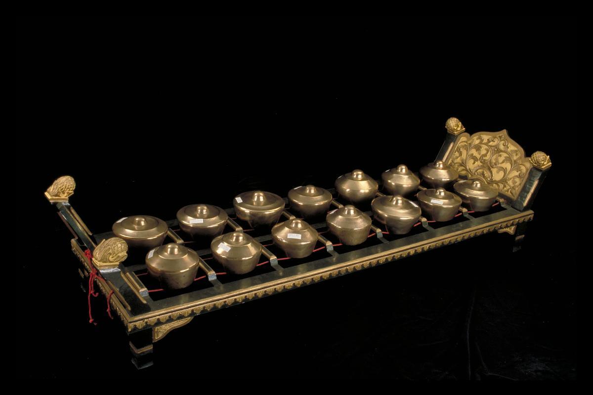 gong Asian instrument gamelan