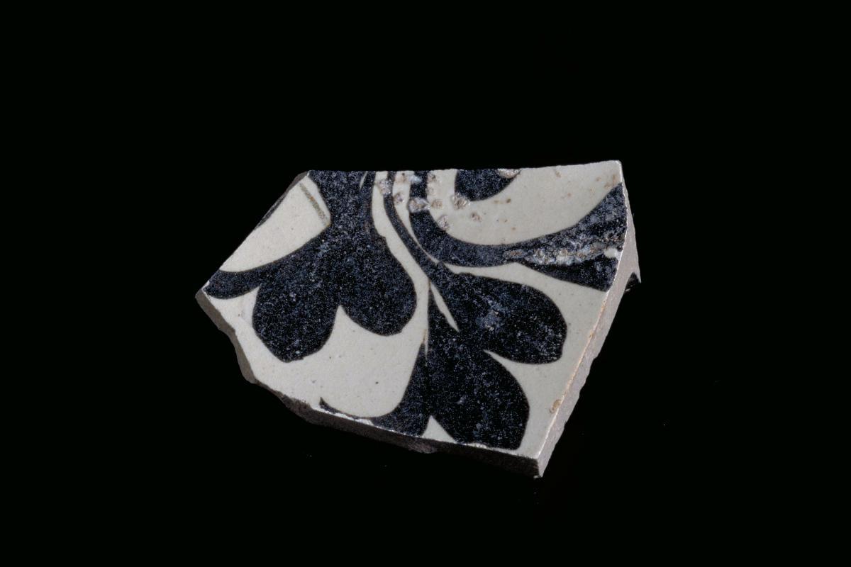 中国 刻草花図香合（印合)　f6230902 Shard