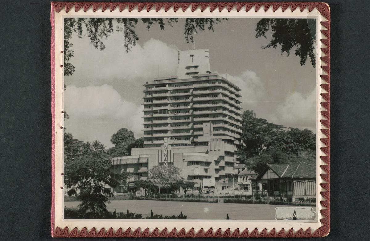 card-img-top