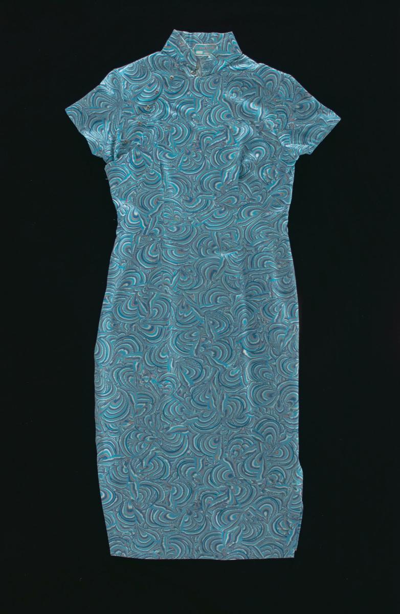 Blue cheongsam with geometric motif