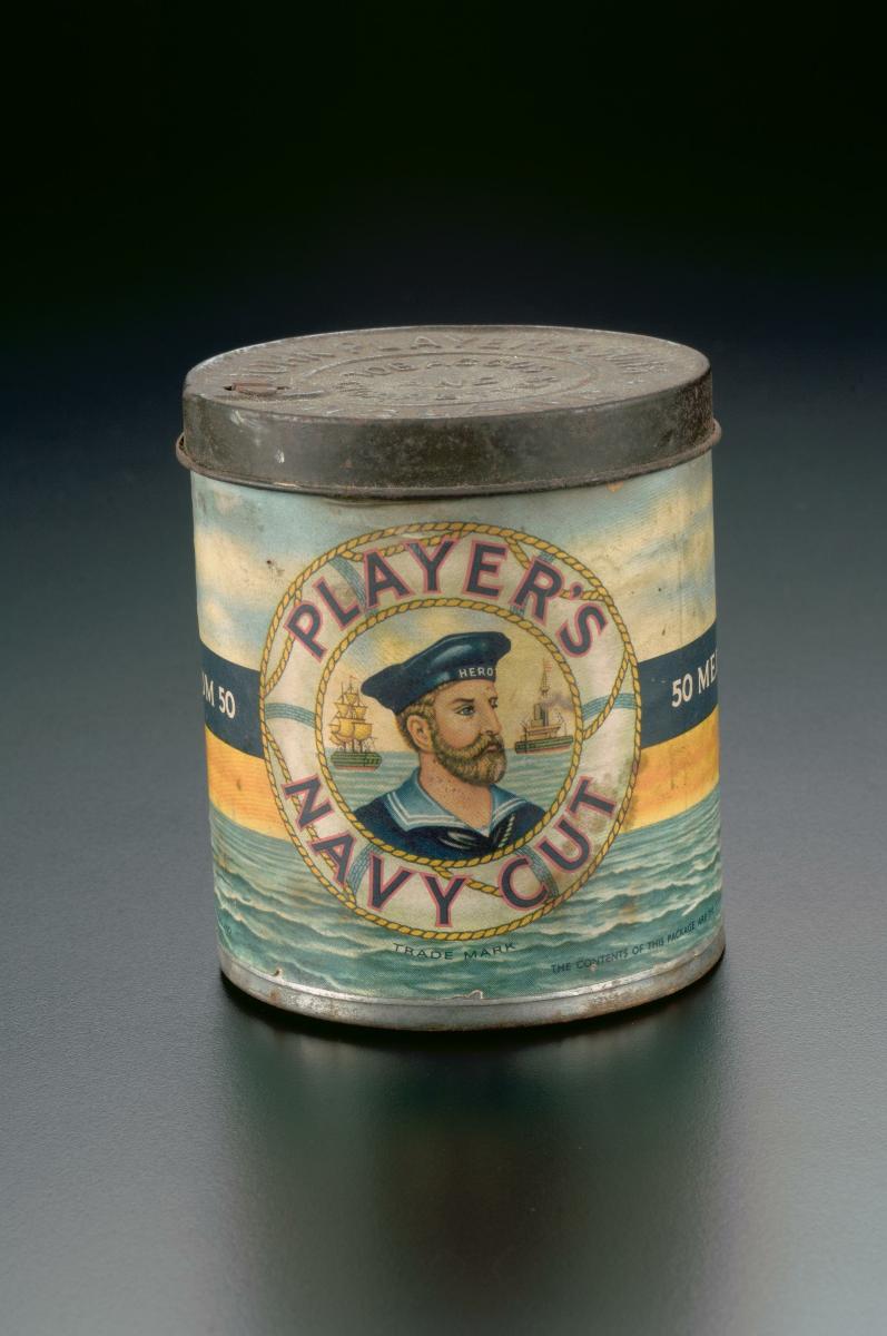 Players Navy Cut Tin
