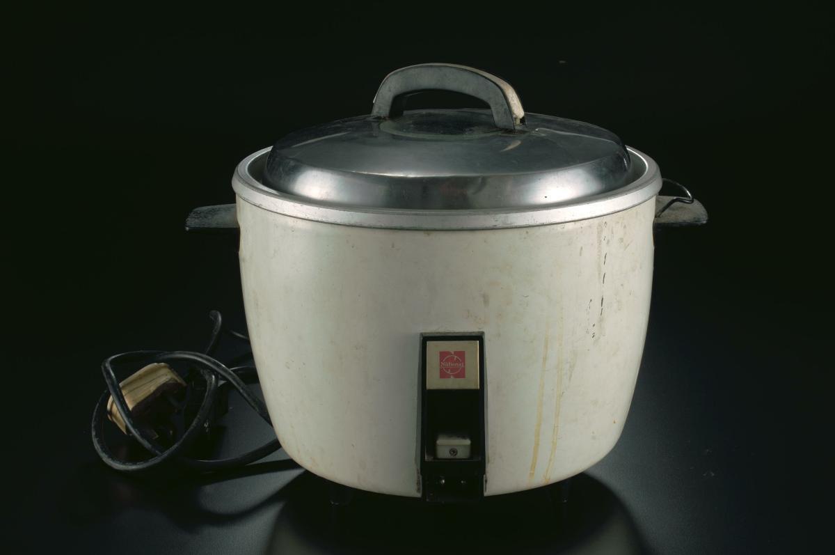 Part of a National rice cooker