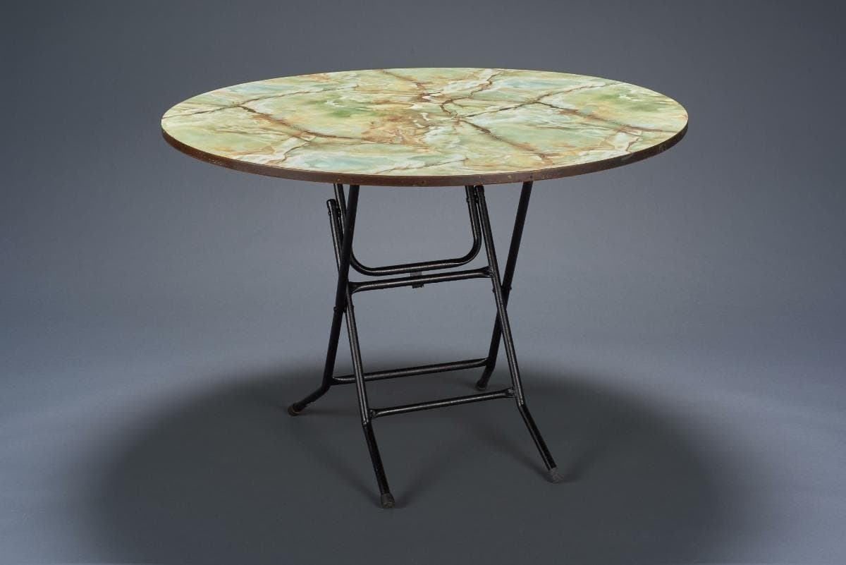 <p style="text-align: justify;">1960s<br>
Wood, metal, formica<br>
2019-00139<br>
Collection of the National Museum of Singapore, National Heritage Board