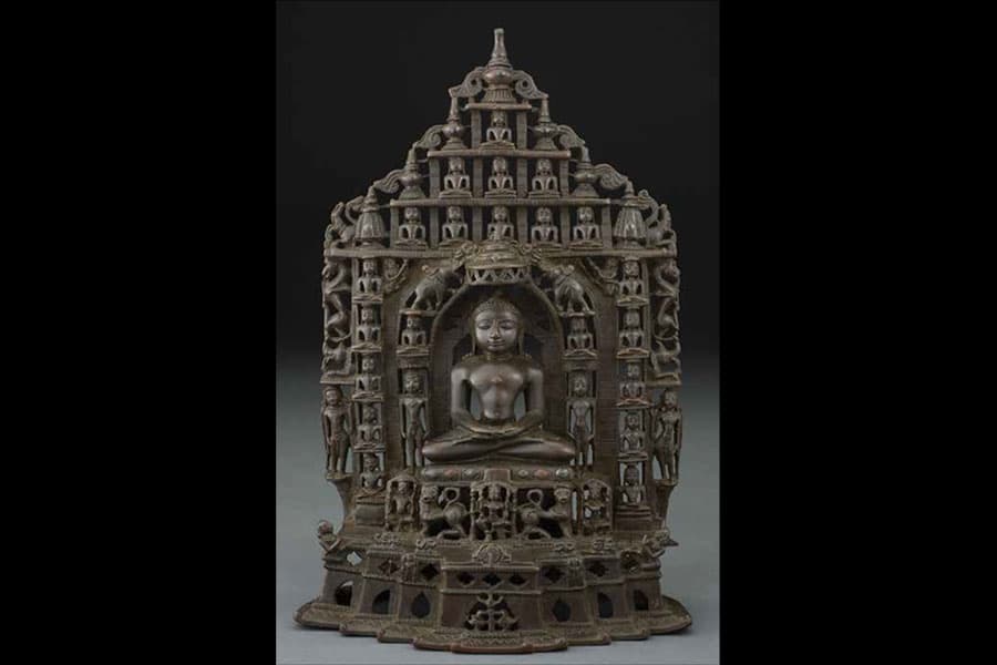 <p style="text-align: justify;"><strong><a href="/stories-landing/stories/the-singapore-story-through-60-objects/community-and-faith/sumatinatha/story"><strong>Shrine with Sumatinatha, the fifth Jain Tirthankara, Gujarat or Kathyawar, India, 13th century, bronze inlaid with silver and copper.</strong><br>
Collection of Asian Civilisations Museum.</a></strong>