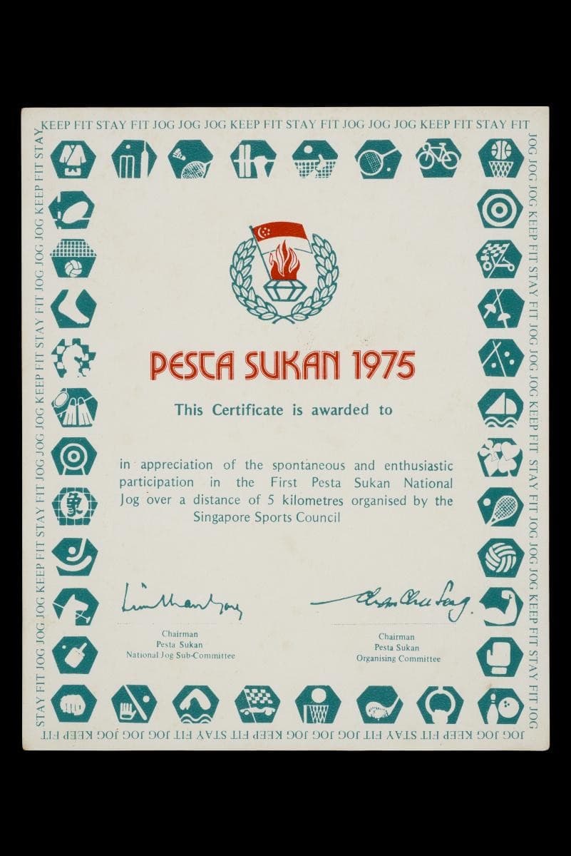 1580800