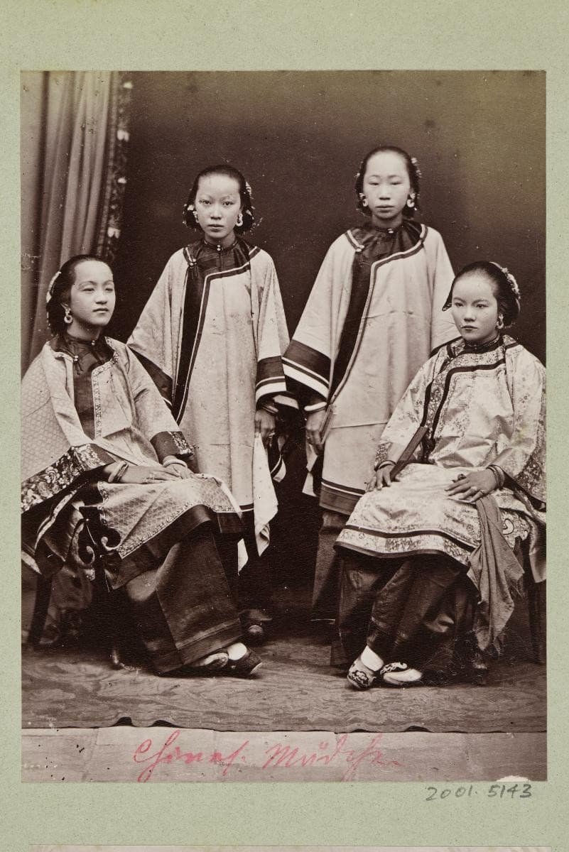 1049500