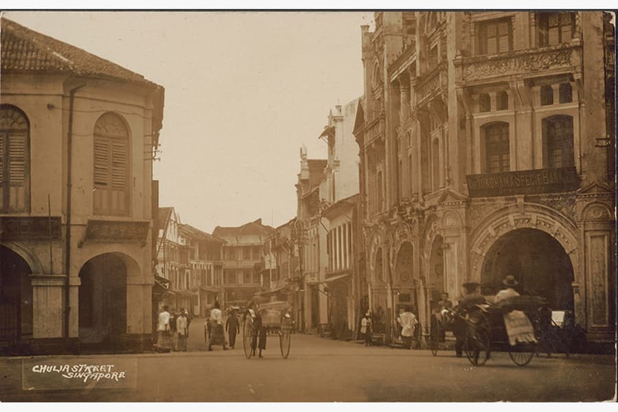 <a href="/assets/444915c4-ba03-478f-a66e-f4429e368a83/3-199501578.jpg"><strong>View of Chulia Street</strong></a><br>
Early 1900s, Singapore<br>
<em>Courtesy of National Museum of Singapore</em>
