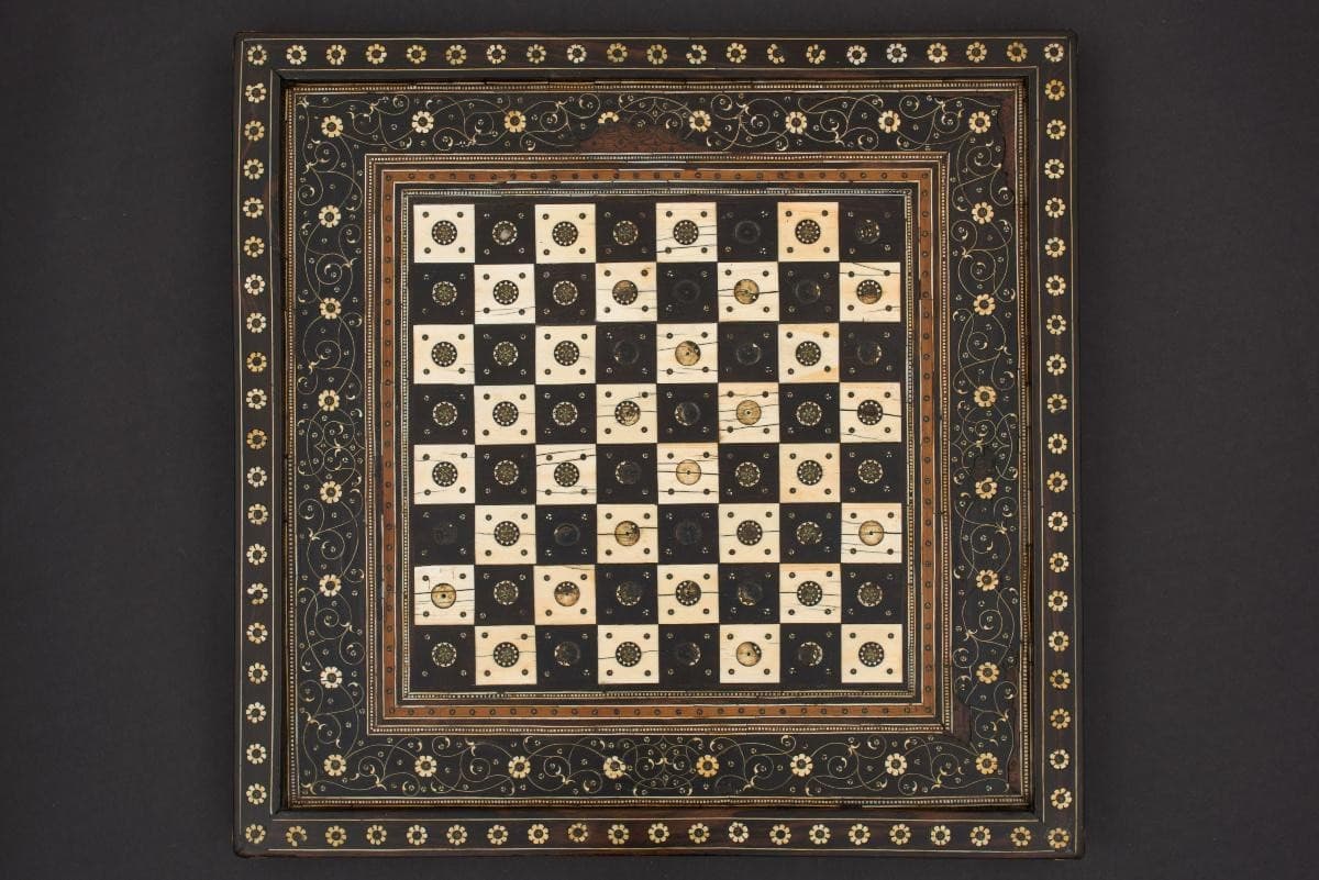 1240922