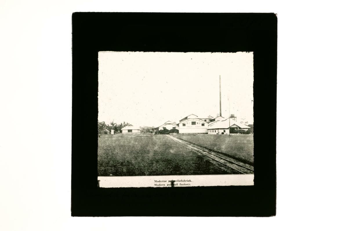 1215066