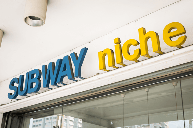 Subway Niche
