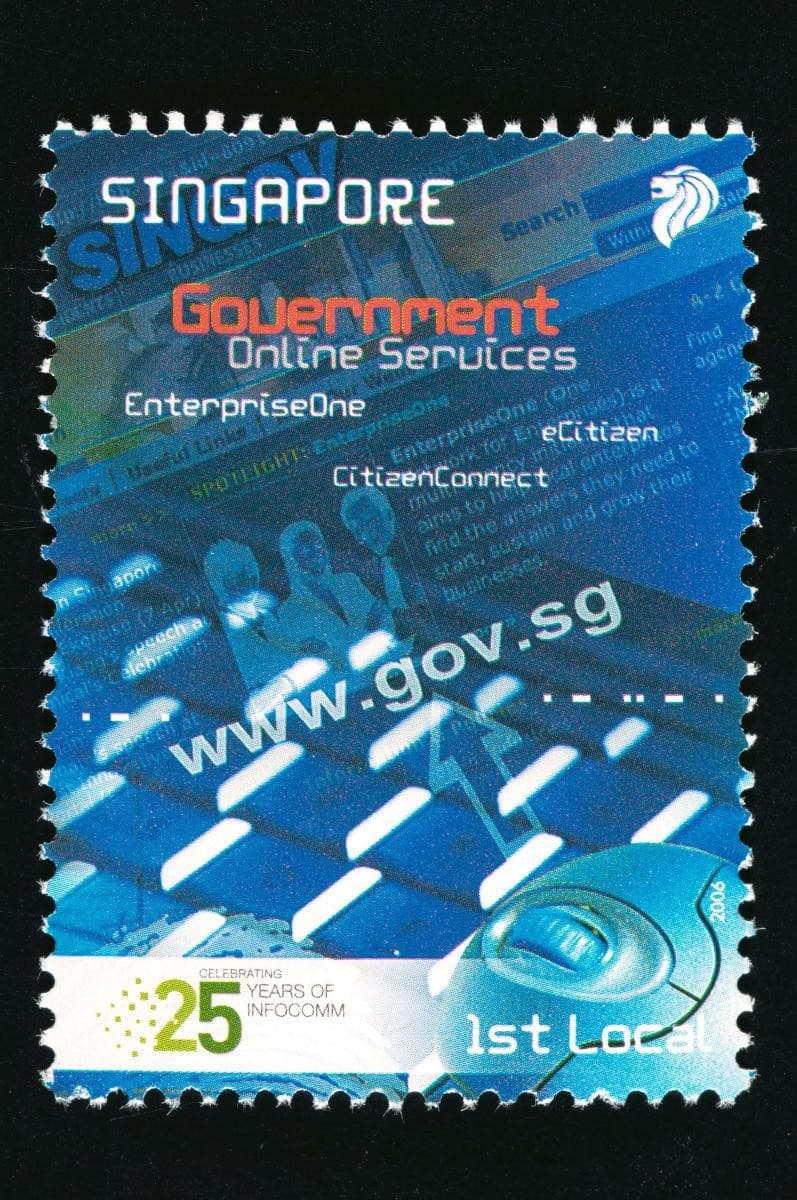 1161586