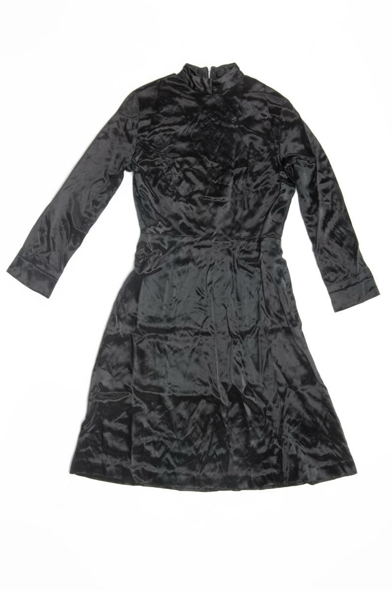 1060393