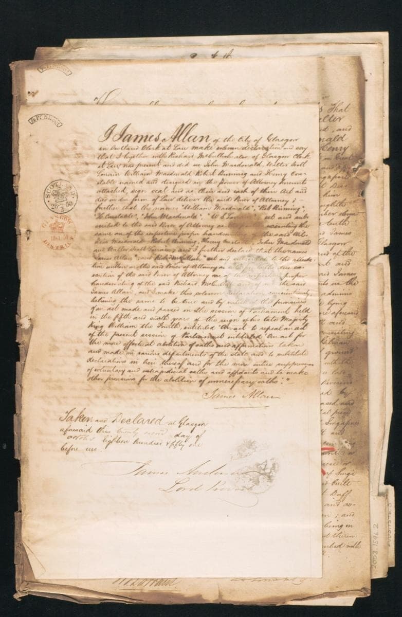 1090774