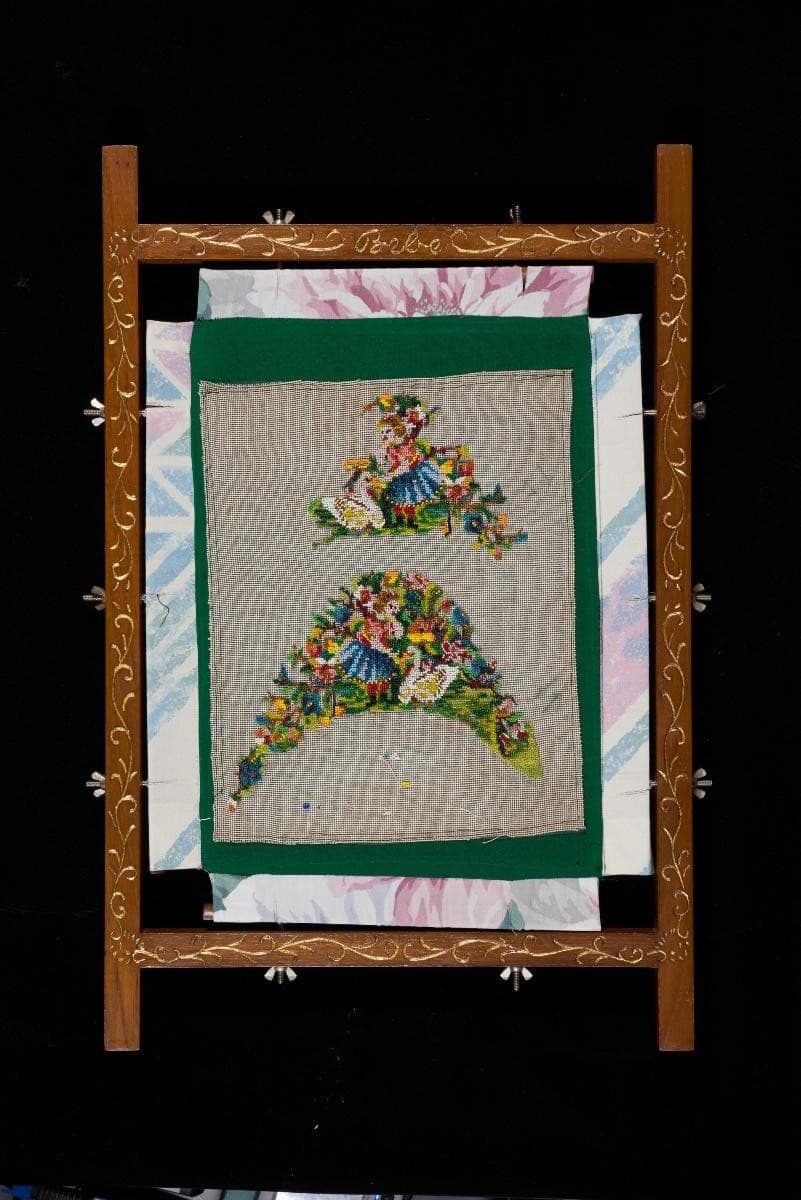 1564959