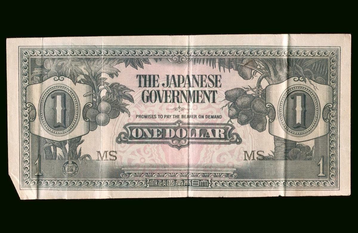 1258352