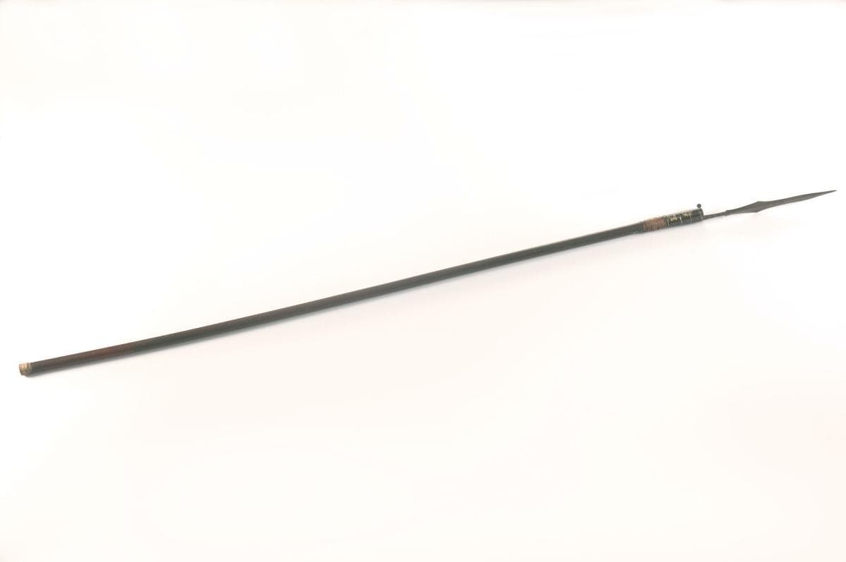 1084303
