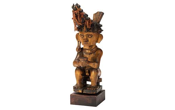 A rare gold cup from the Tang Shipwreck, an incense burner with a multicultural origin story, and an exquisite bridal headdress from Southeast Asia. Get up close and personal with a clutch of rare, ancient gems from the Asian Civilisations Museum’s (ACM) collection via web AR!