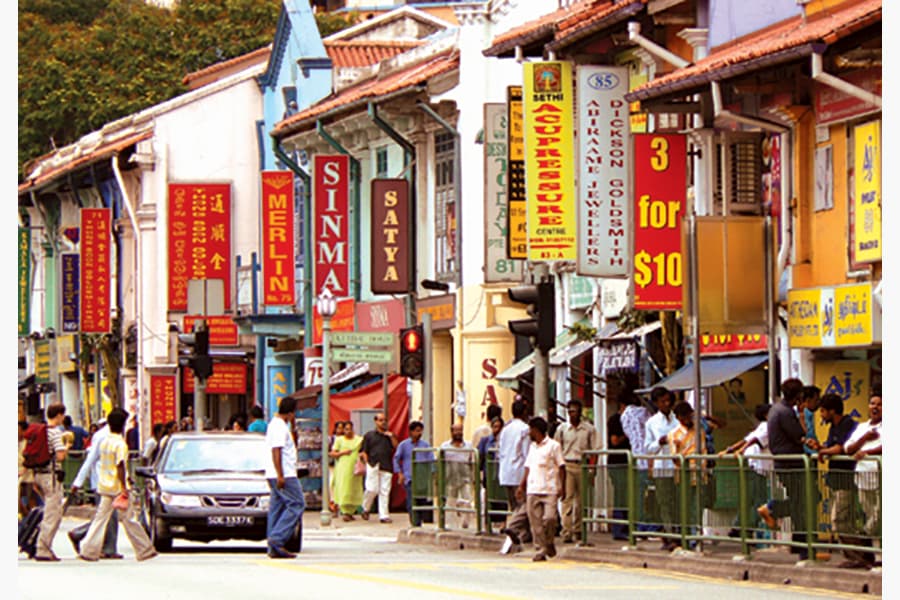 <a href="/assets/e3fdd8a9-fa78-4cfd-a08d-f28d8607edd1/16-singapore-6.jpg"><strong>Little India, Singapore</strong></a><br>
<em>Courtesy of William Cho via Creative Commons</em>