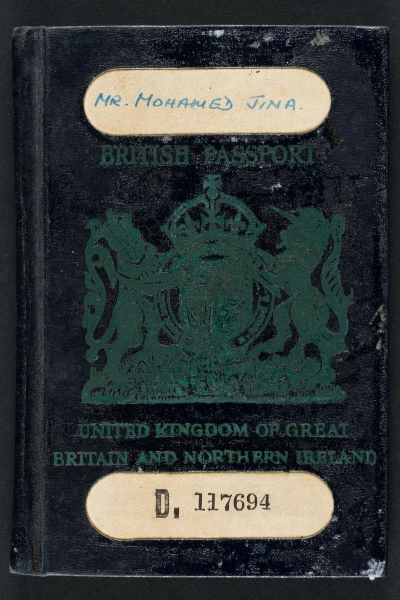 1318892