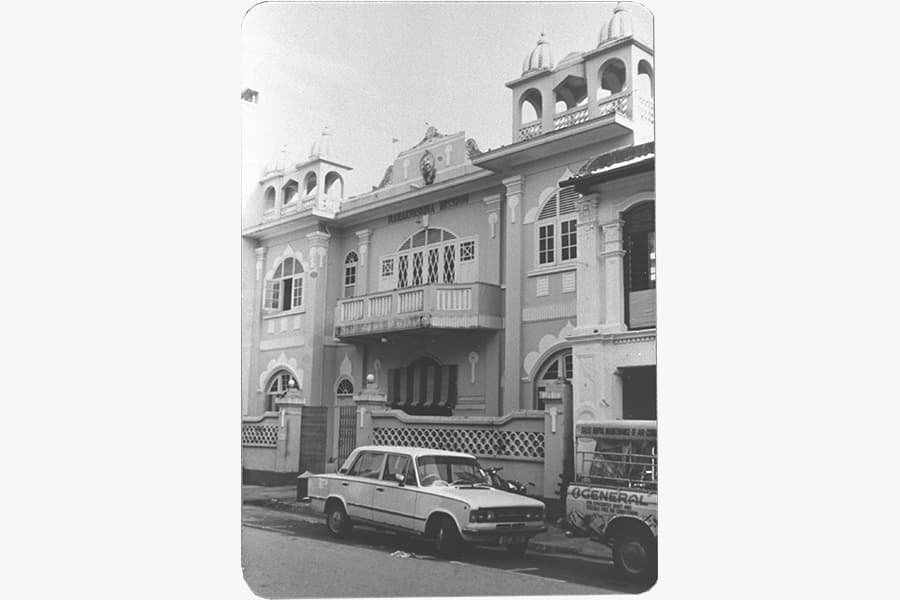 <a href="/assets/bf99ddd6-cba9-4589-ac6e-0722c853c06b/1-ramakrishna-mission.jpg"><strong>The Ramakrishna Mission Building at Norris Road</strong></a><br>
1982<br>
<em>Courtesy of National Archives of Singapore</em>