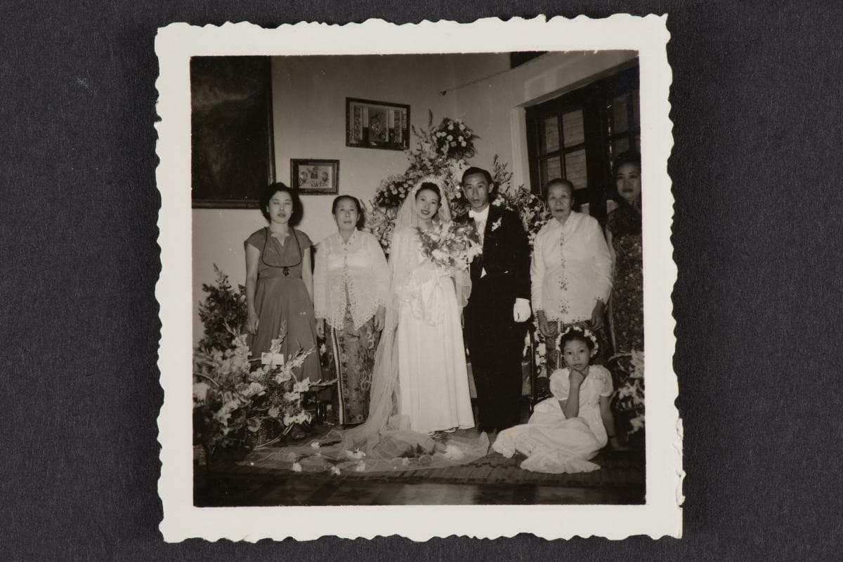 1325100