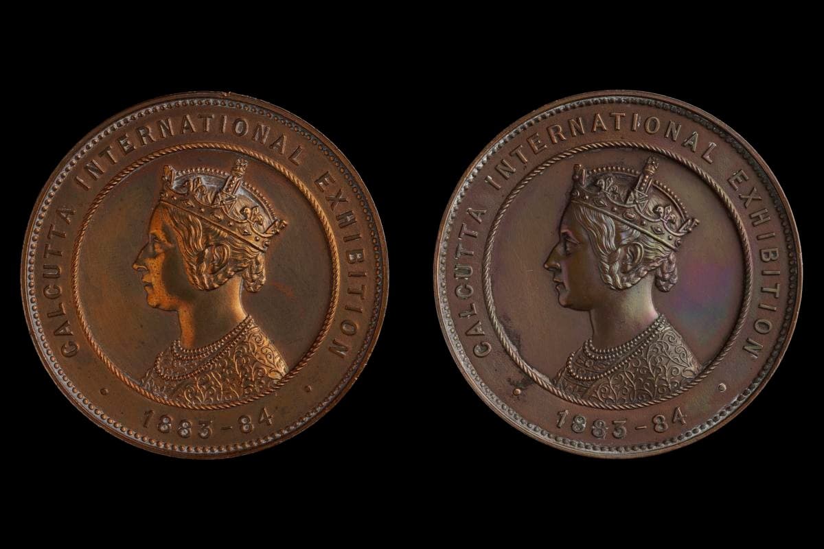 1595753