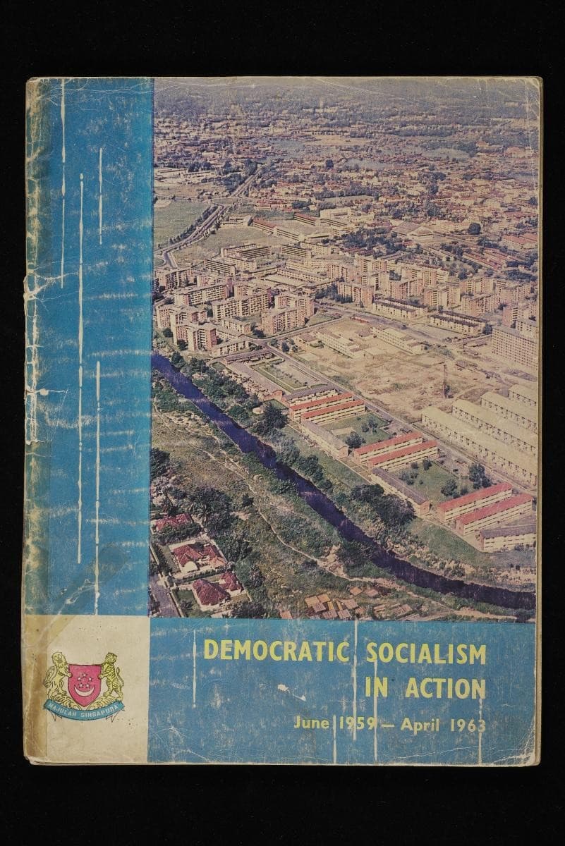 1579768