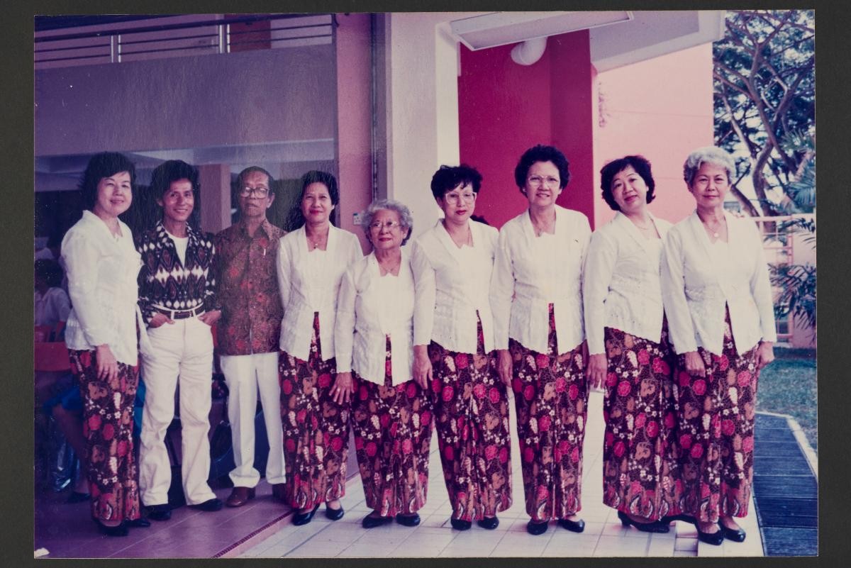 Group photograph with Francis Hogan