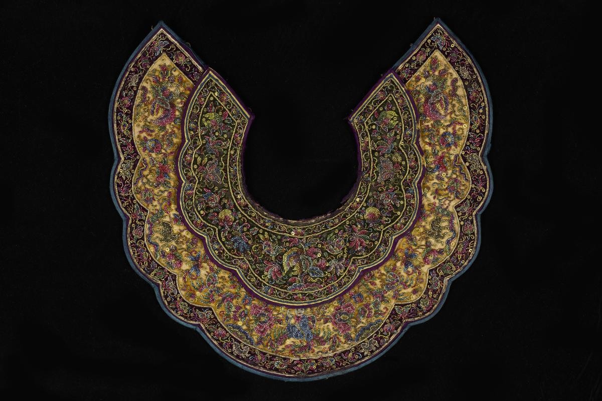 Collar