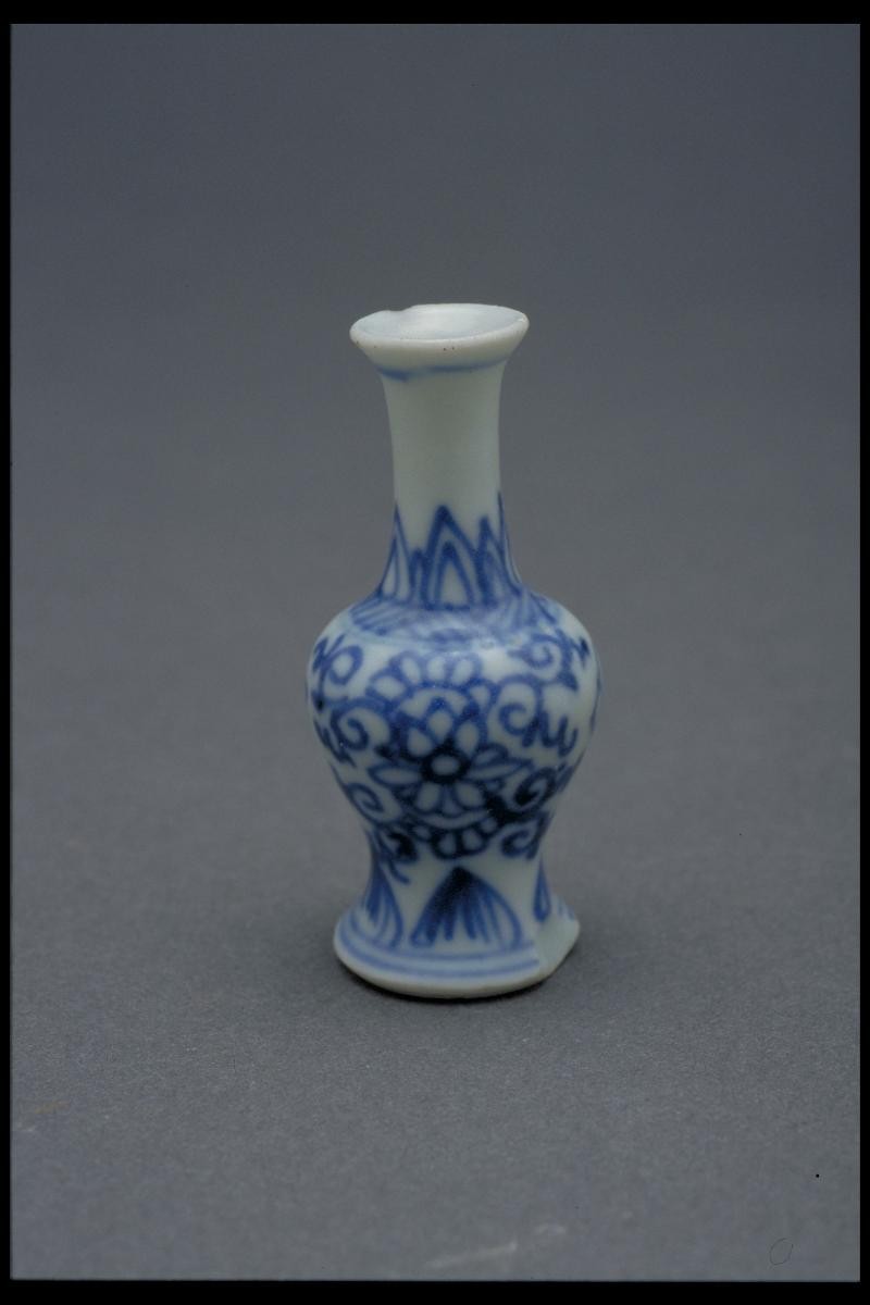 Miniature vase