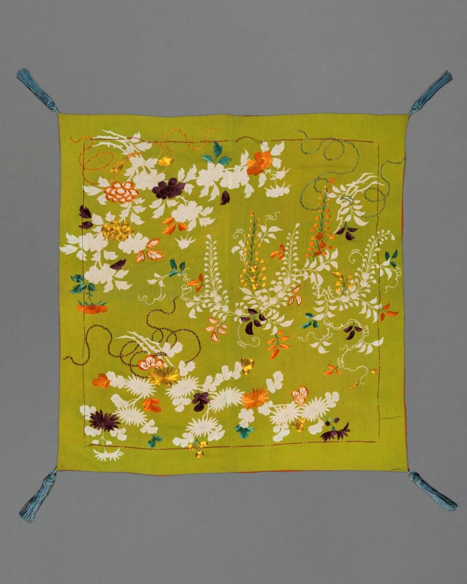 Fukusa with plants and flowers