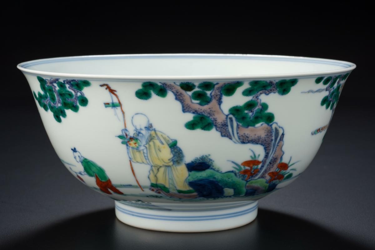 Doucai bowl